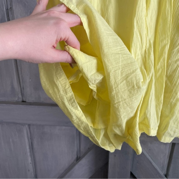 AERIE Smocked Keyhole Romper beach bright sunny yellow smocked flowy lightweight - Picture 11 of 12